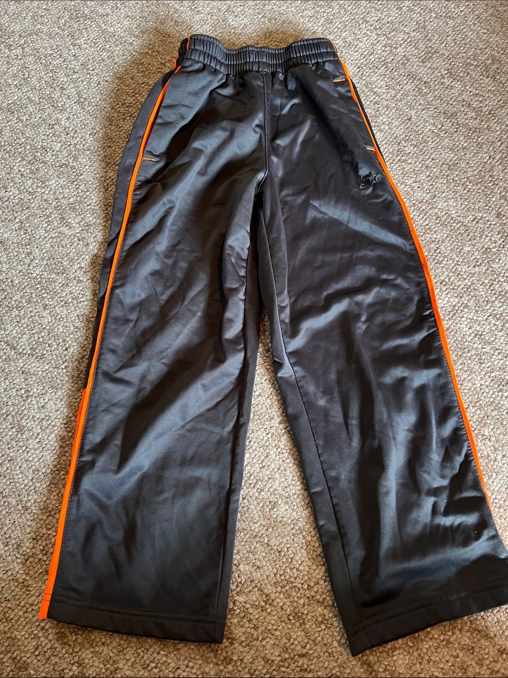 Kids Starter Pants size small (6-7)